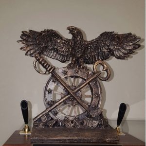 Eagle Coin Holder with Pen Set Base